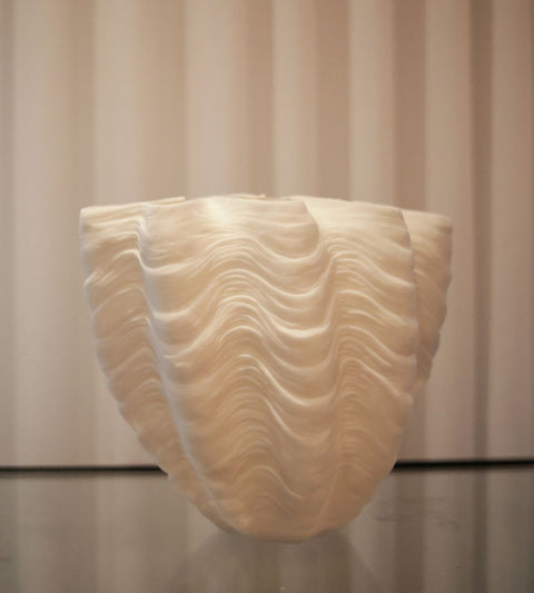Interior shell vase | Large